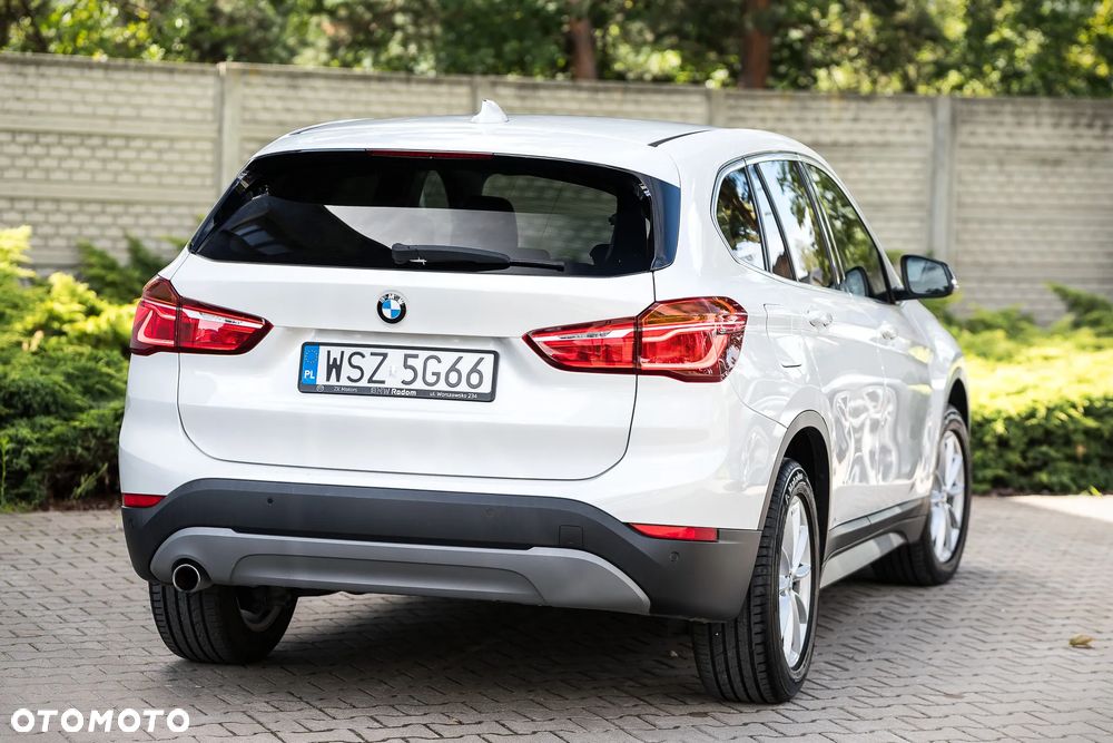 BMW X1 sDrive18d - 8