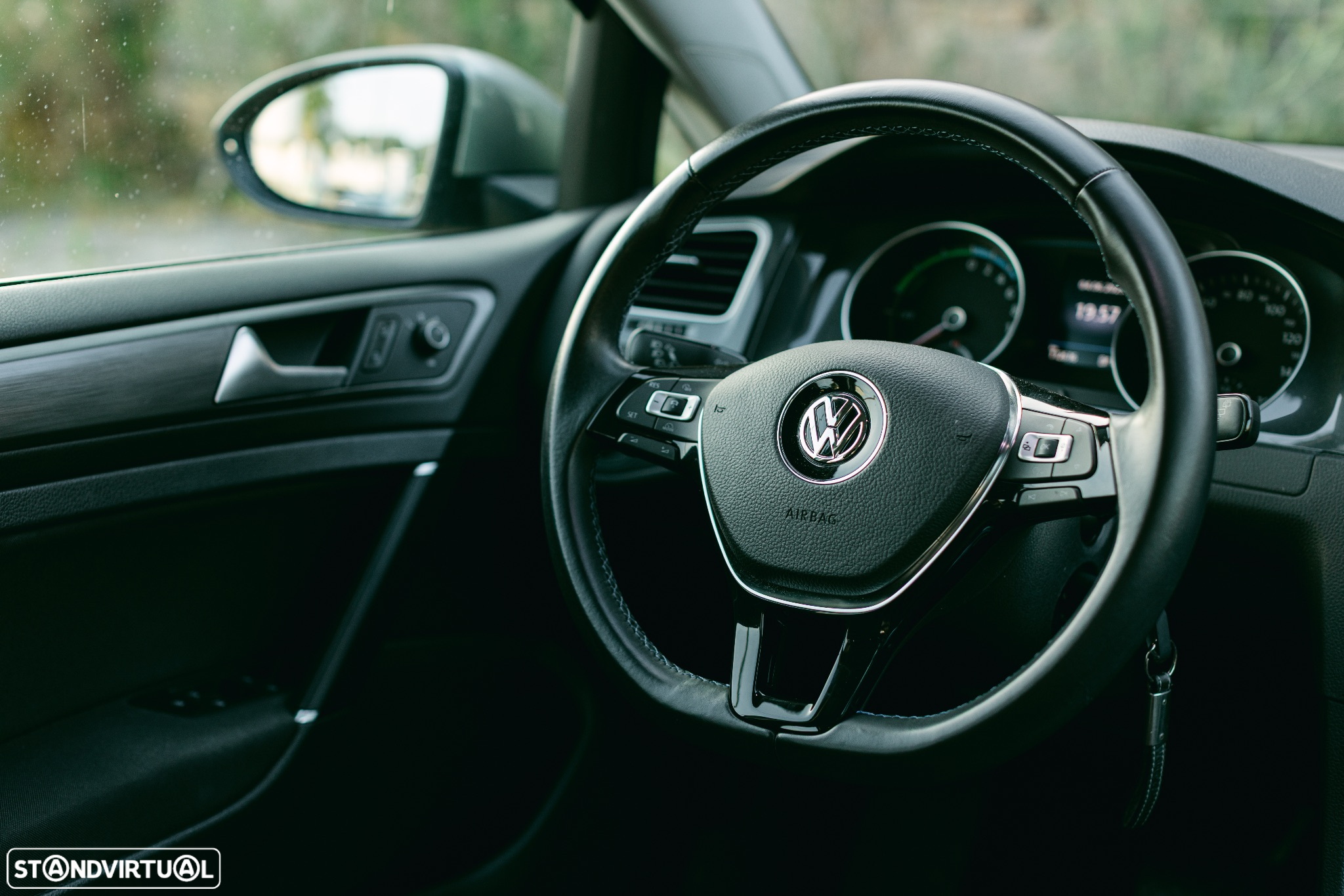 VW e-Golf AC/DC - 12