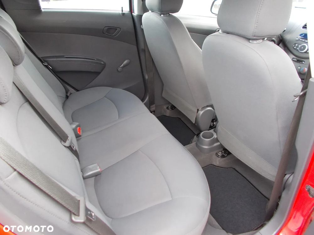 Chevrolet Spark 1.0 Base+ - 15