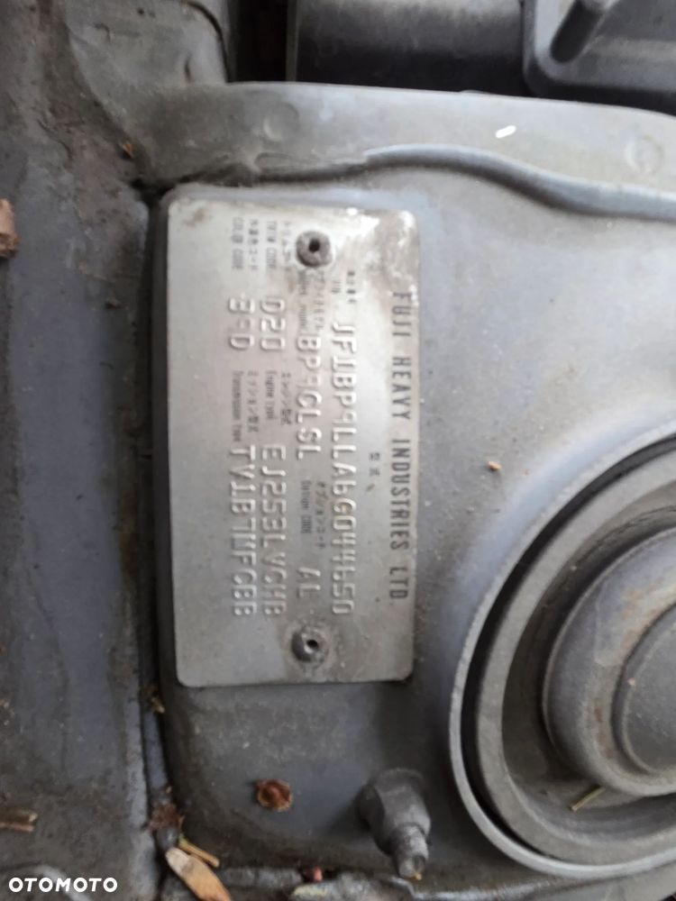 Subaru Outback 2.5i AT - 12
