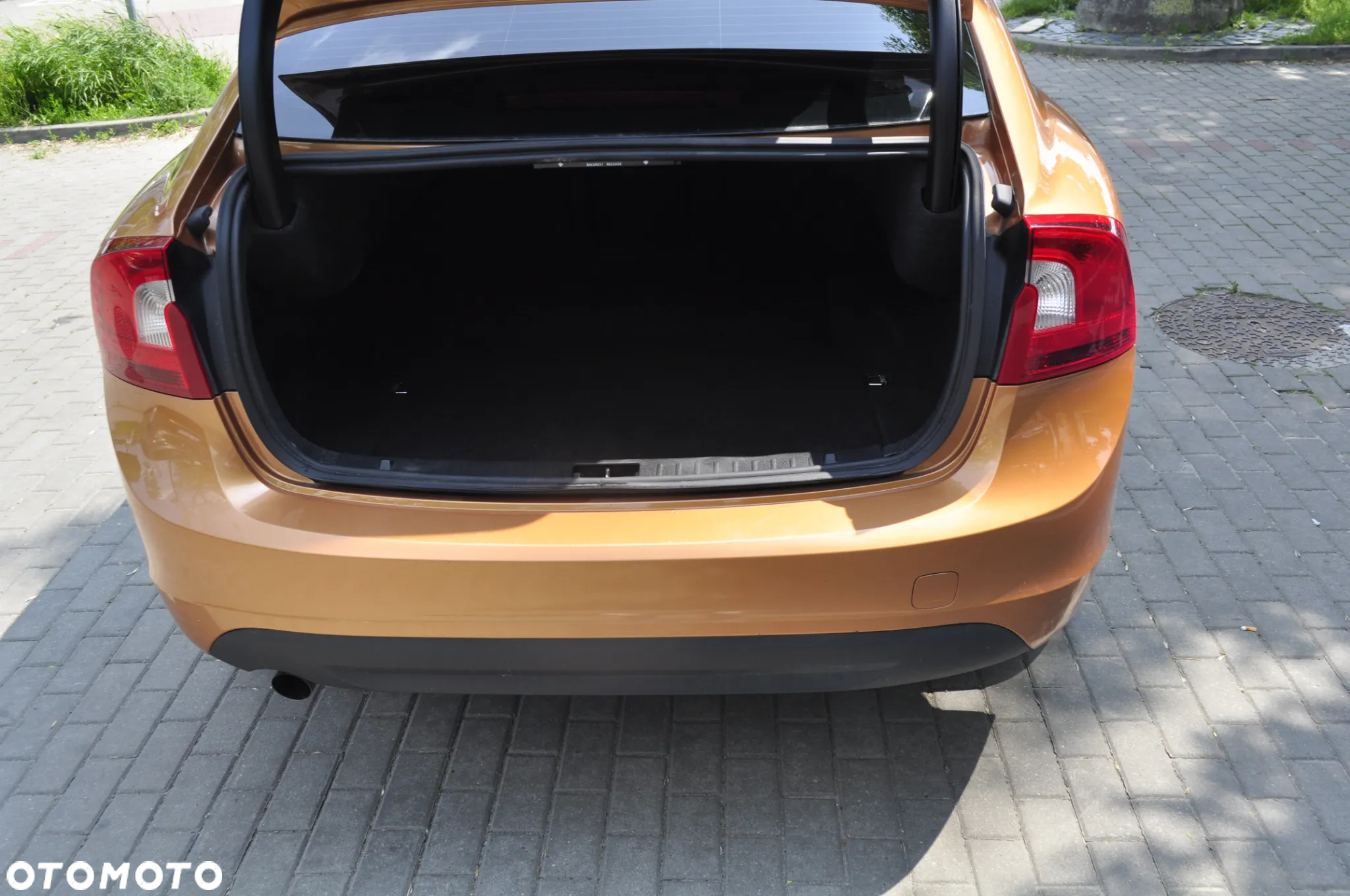 Volvo S60 - 11