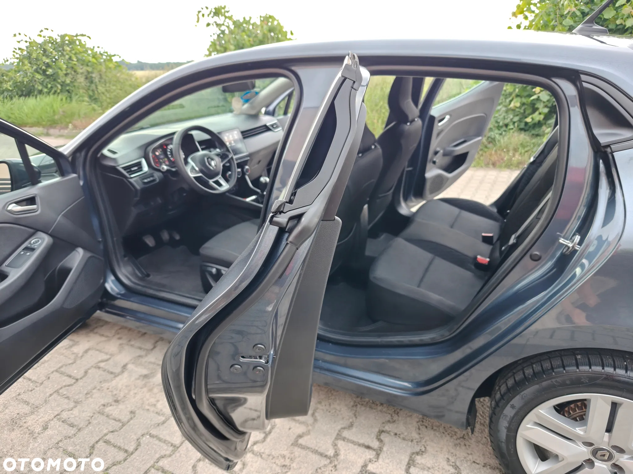 Renault Clio - 8