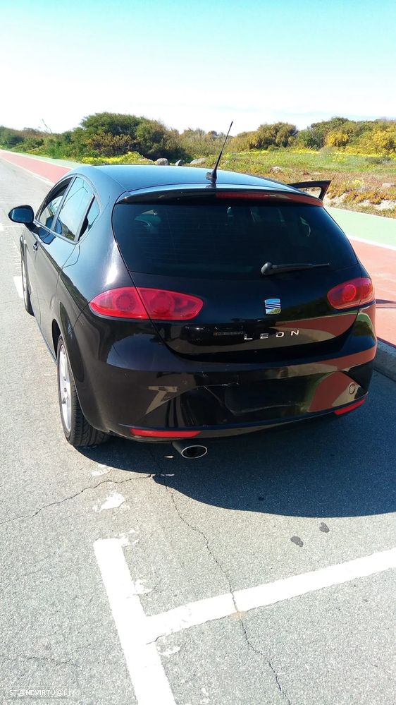 SEAT Leon 1.6 TDI E.Style by Sport - 5