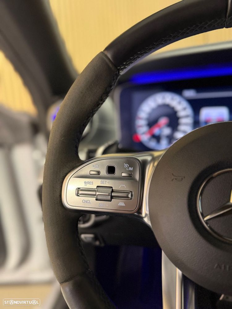 Mercedes-Benz E 53 AMG 4Matic+ - 12