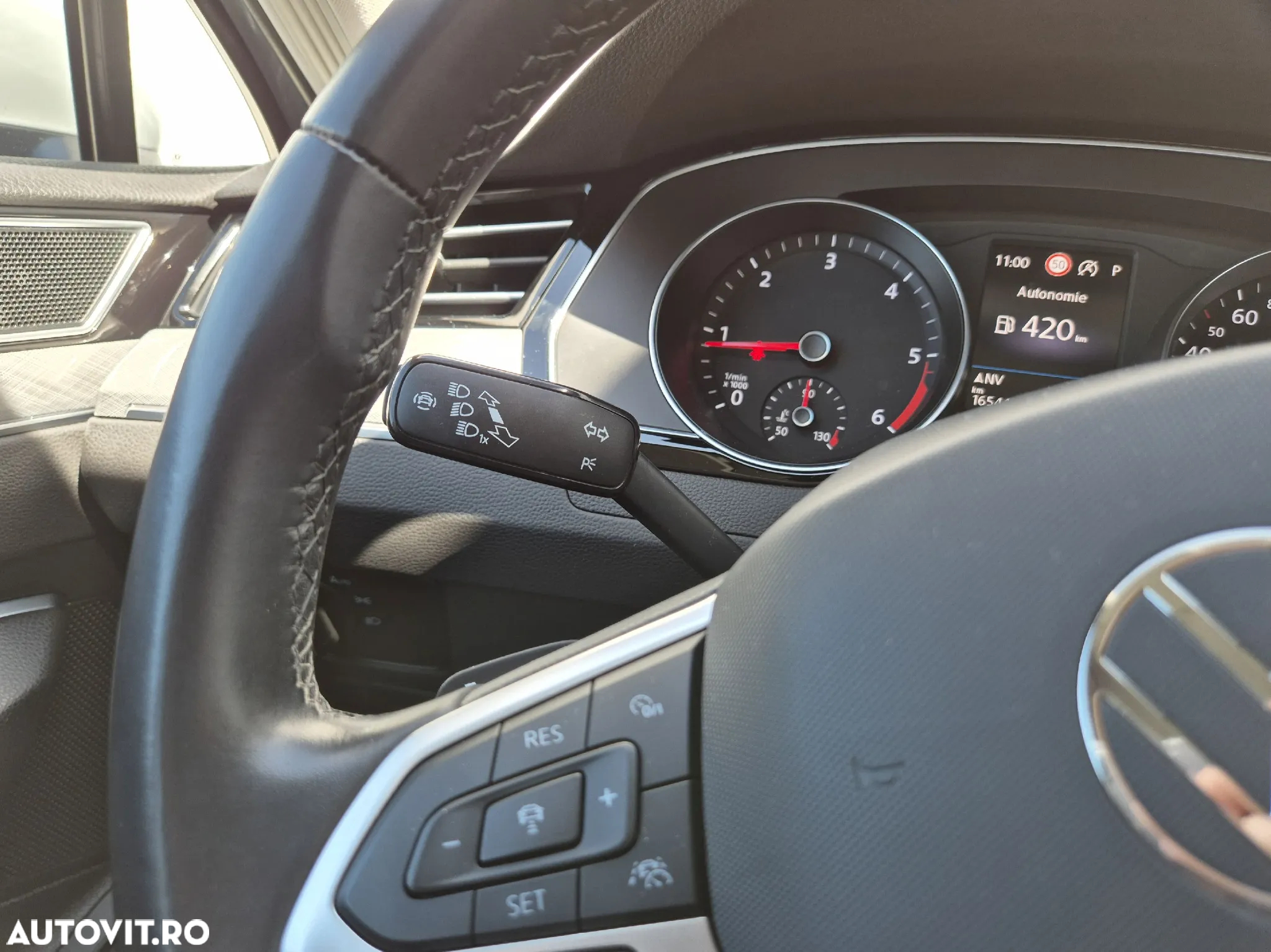 Volkswagen Passat Variant 2.0 TDI DSG Comfortline - 16
