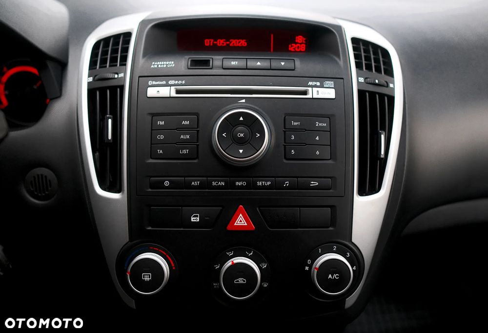 Kia Ceed 1.6 GDI Business Line - 26