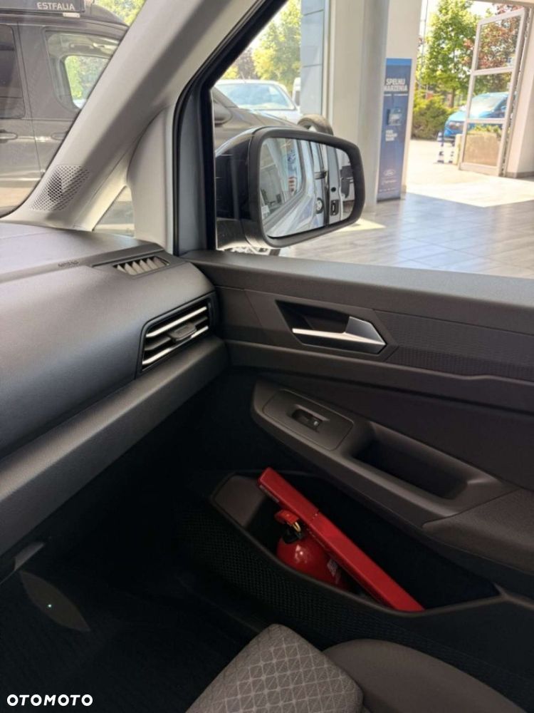 Ford Tourneo Connect - 27