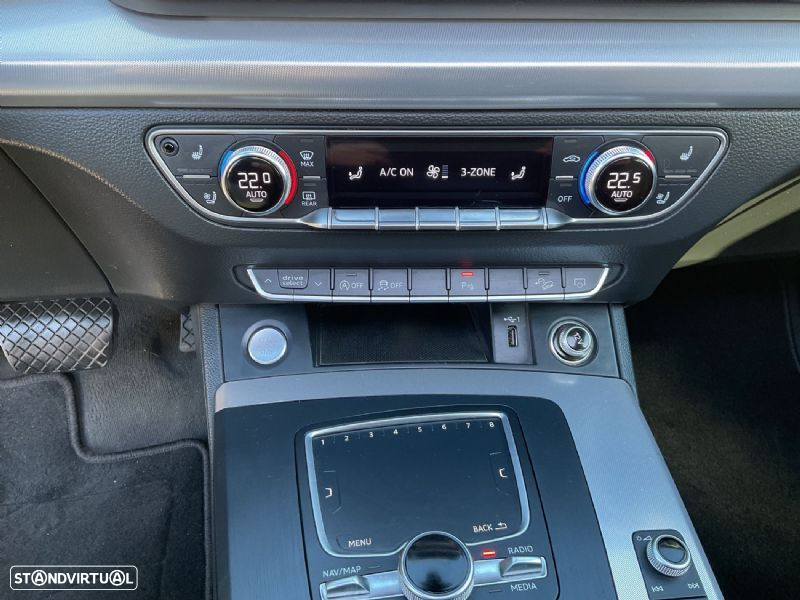 Audi Q5 40 TDI quattro S-line S-tronic - 39