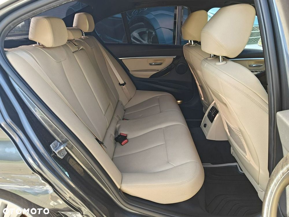 BMW Seria 3 - 17