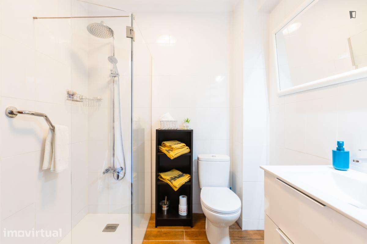 Apartamento com 2 quartos - localizado em Porto - Grande imagem: 2/27