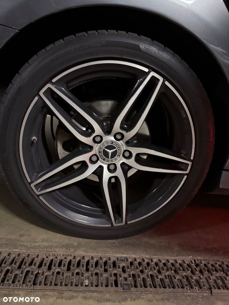 Mercedes-Benz Klasa E 220 d 9G-TRONIC - 10