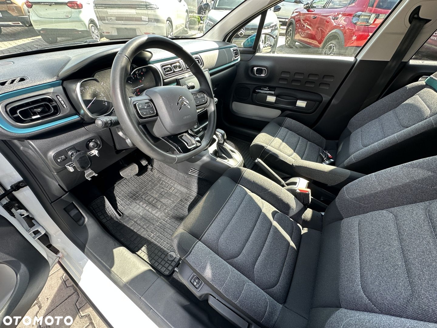 Citroën C3 1.2 PureTech Max EAT6 - 9