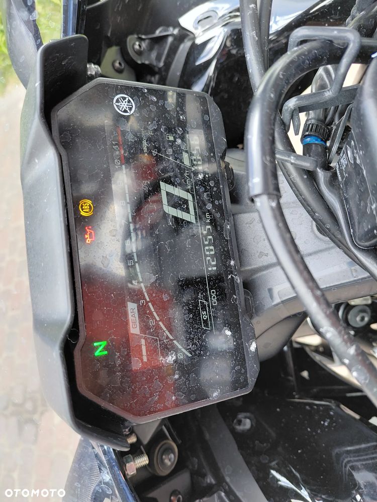 Yamaha R7 - 10