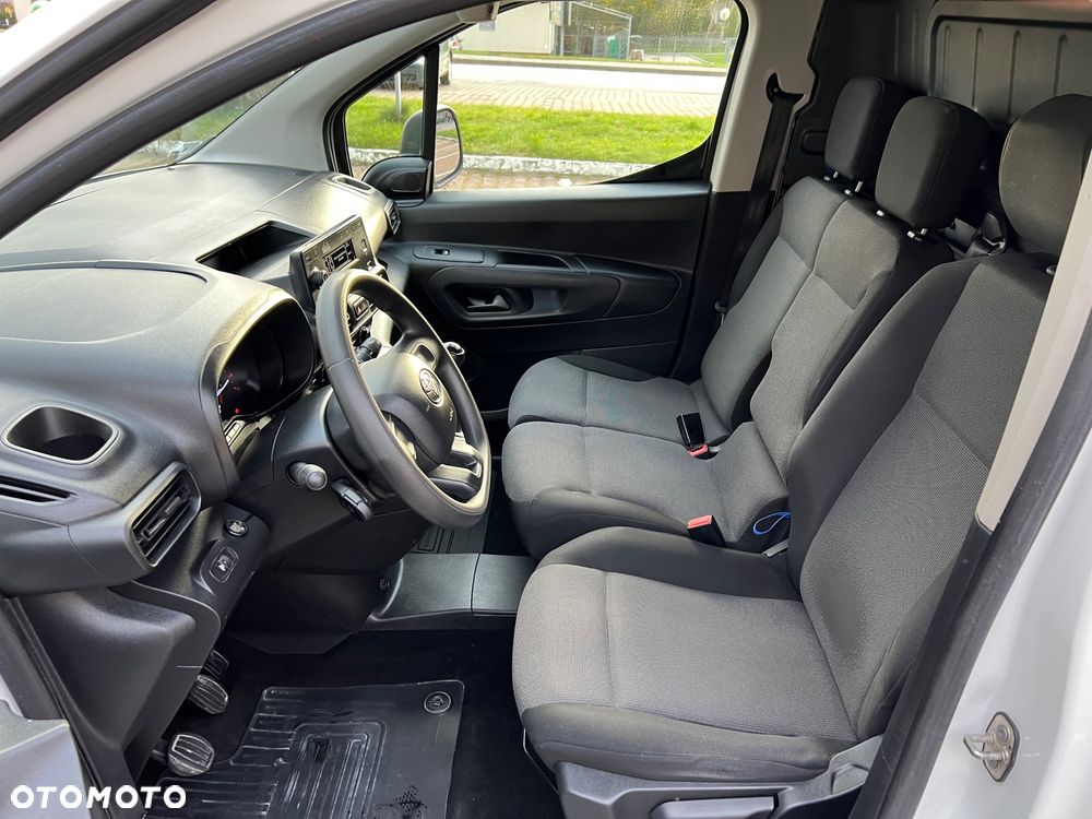 Toyota Proace City - 23