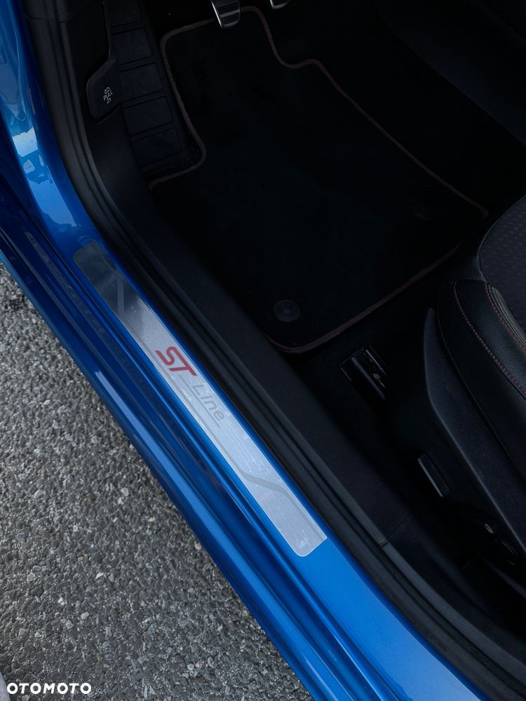 Ford Focus 1.0 EcoBoost ST-Line - 22