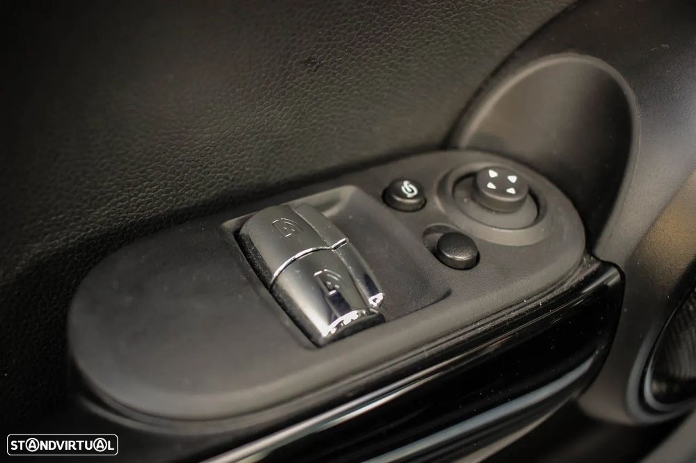 MINI 3 Portas Cooper SE Collection - 10