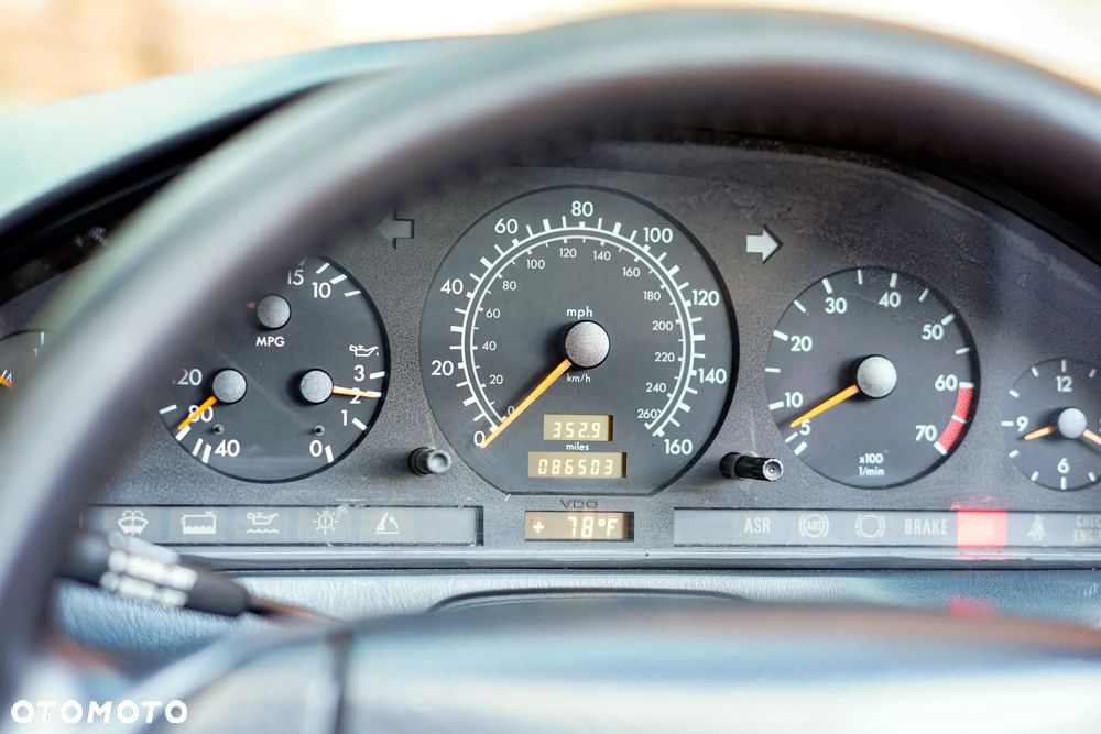 Mercedes-Benz SL - 18