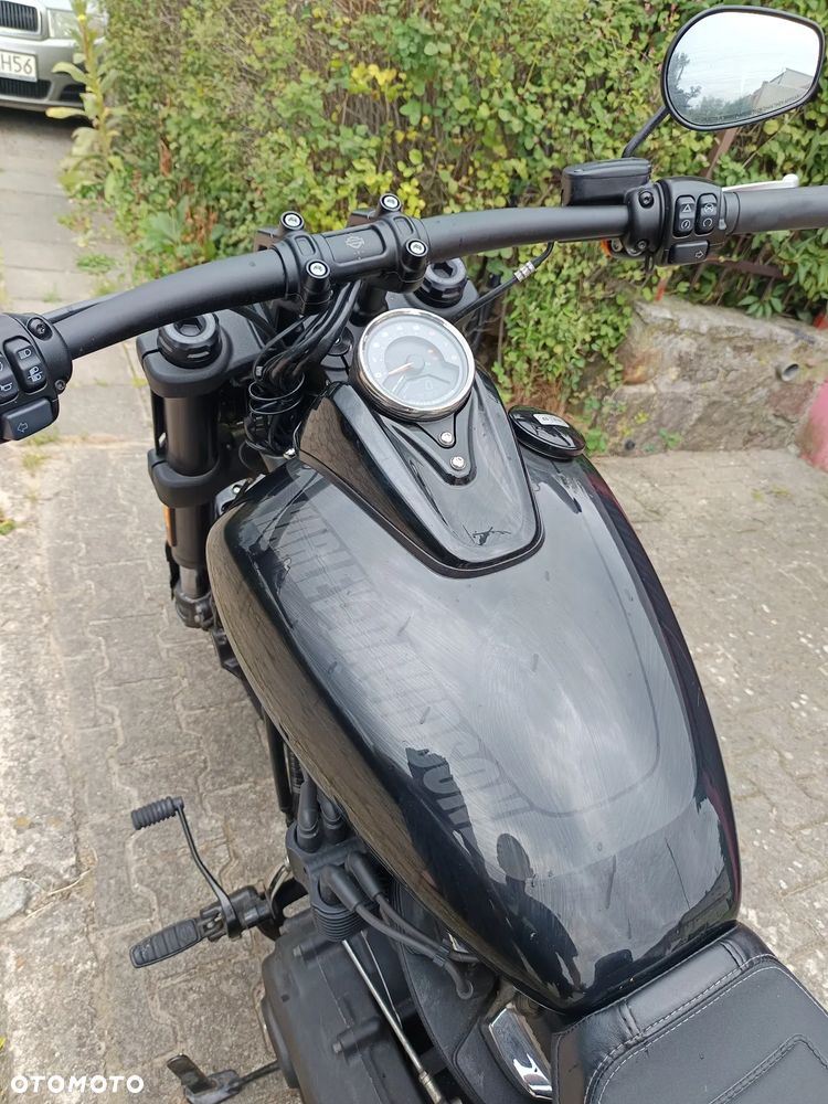 Harley-Davidson Softail Fat Bob - 6
