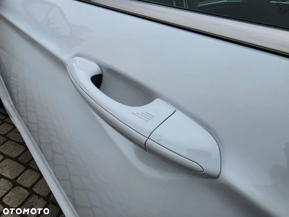 Ford Mondeo 2.0 TDCi Titanium PowerShift - 16