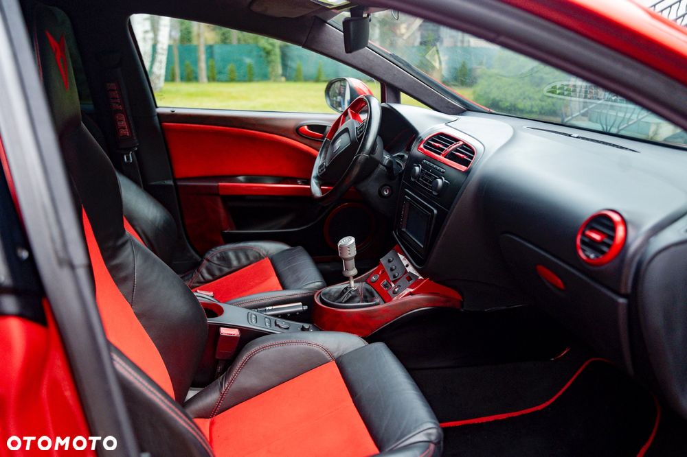 Seat Leon 2.0 T FSI Cupra R - 10