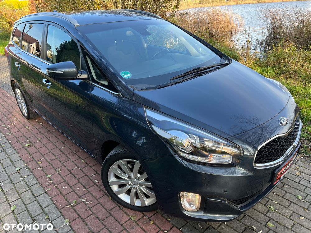 Kia Carens 1.7 CRDi L DCT - 29