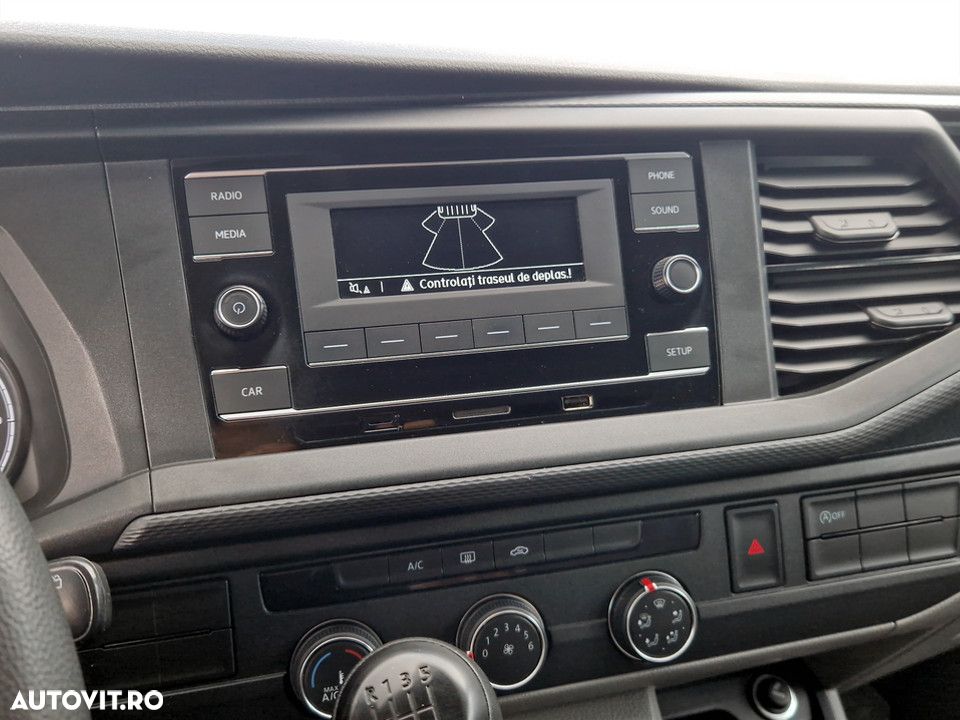 Volkswagen Transporter - 21
