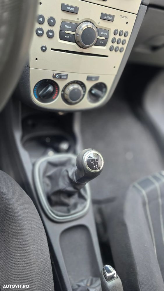 Opel Corsa 1.2i Enjoy - 10