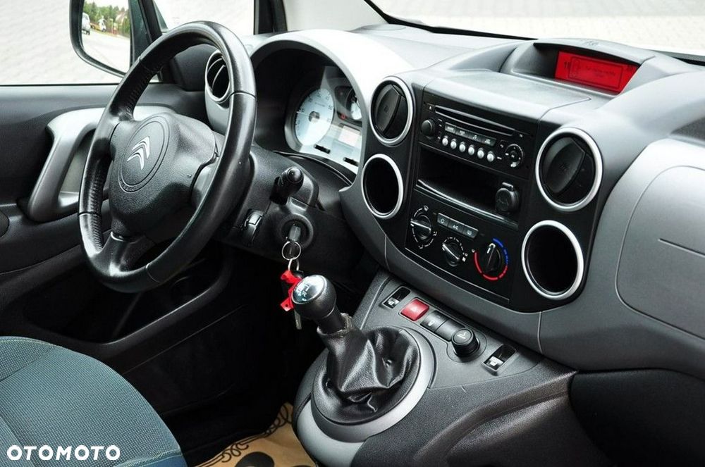 Citroën Berlingo Multispace HDi 115 FAP Selection - 29