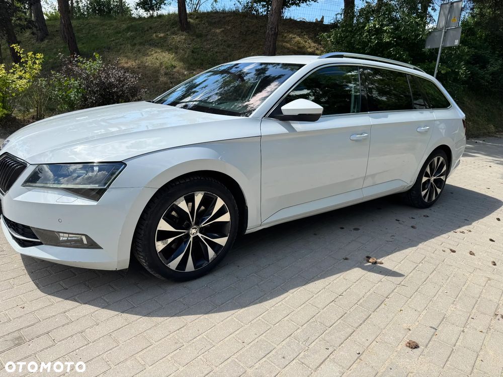Skoda Superb 2.0 TDI 4x4 DSG Ambition - 3