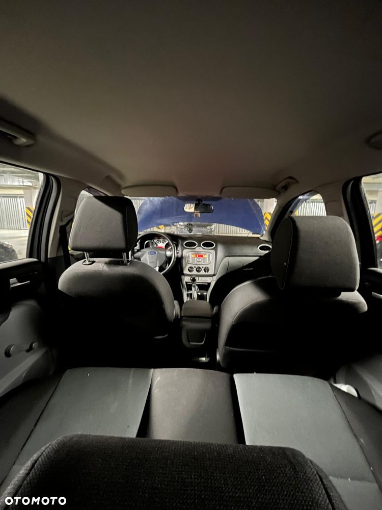 Ford Focus 1.6 Ti-VCT Ghia - 8