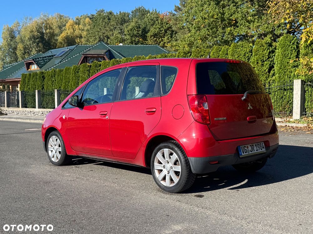 Mitsubishi Colt 2009 photo 2