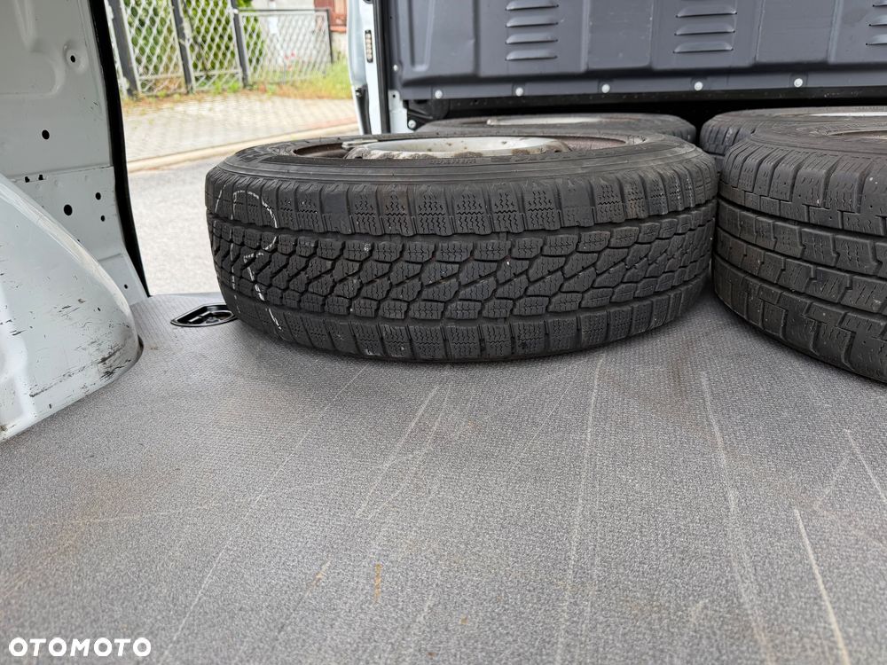 Mercedes-Benz Vito - 26