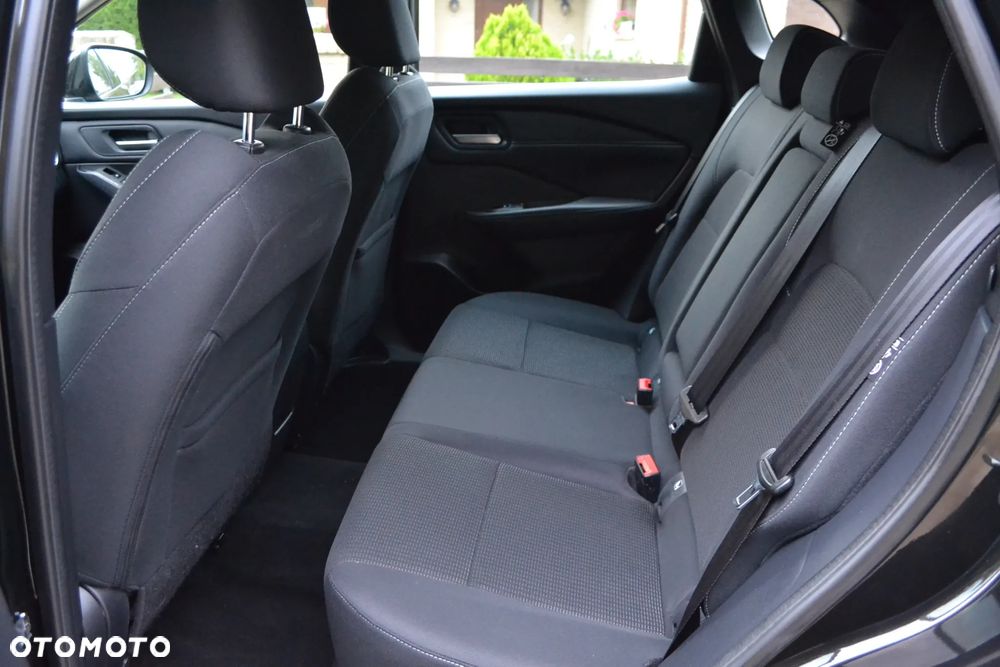 Nissan Qashqai 1.3 DIG-T N-Connecta DCT - 10