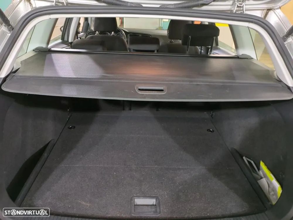 VW Golf Variant 1.6 TDi Confortline - 11