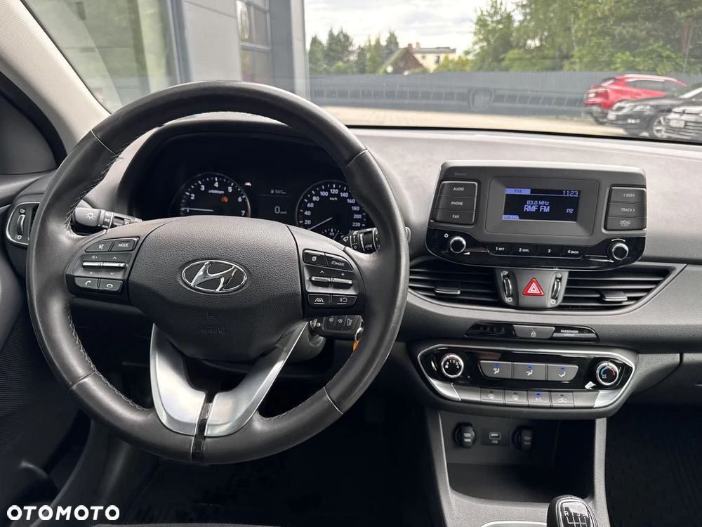 Hyundai i30 1.0 T-GDI Modern - 10
