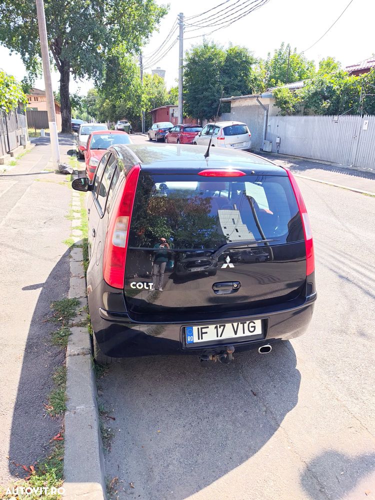 Mitsubishi Colt 1.3 Invite + - 8