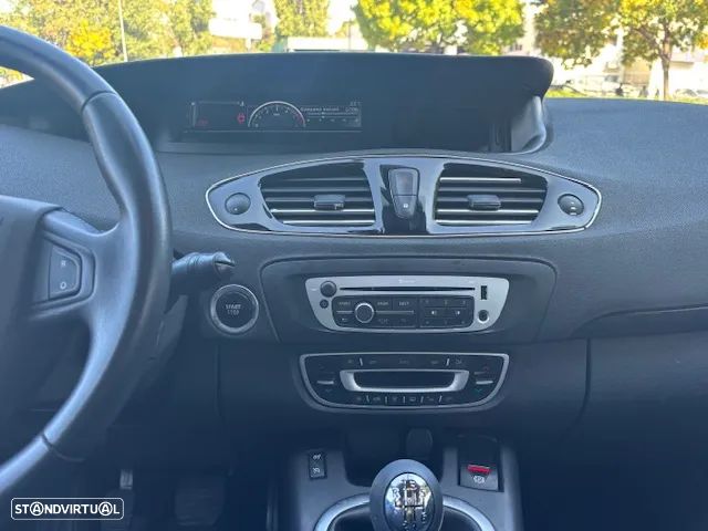 Renault Grand Scénic 1.5 dCi Dynamique S SS - 32