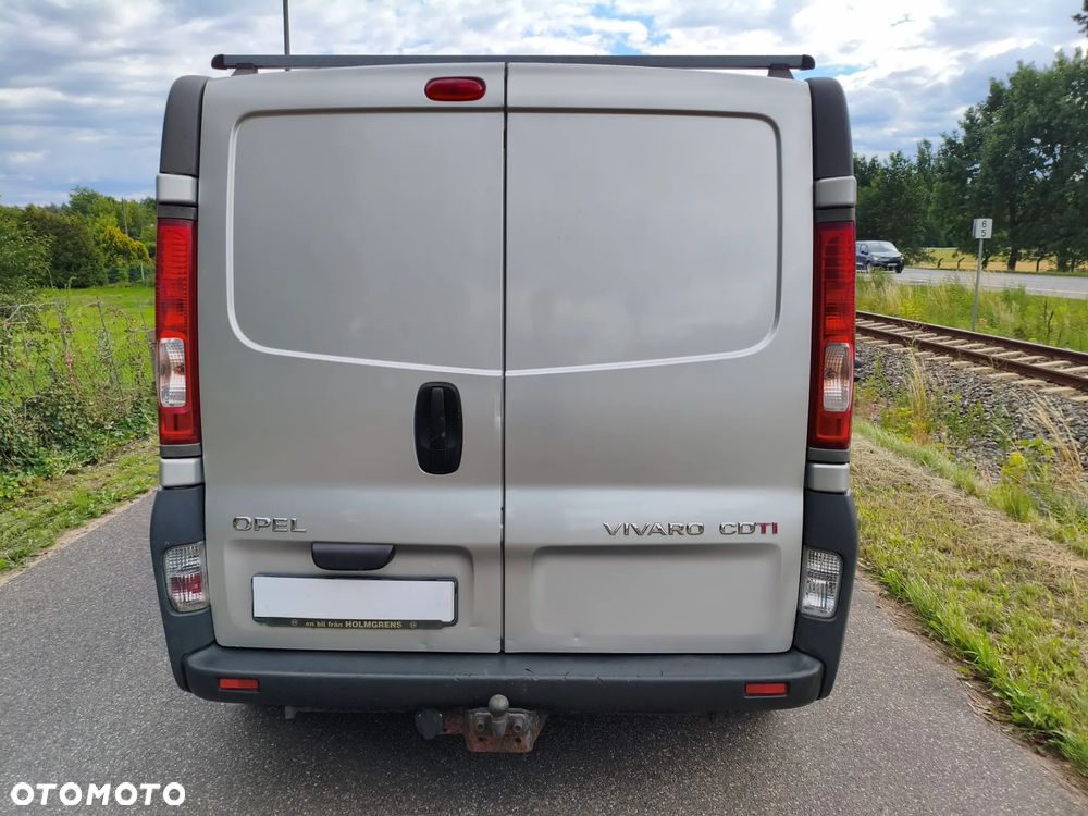Opel Vivaro - 10