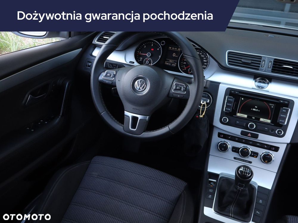 Volkswagen CC - 9