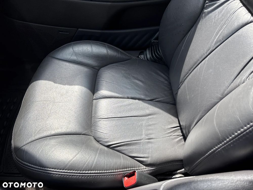 Chrysler Stratus - 8