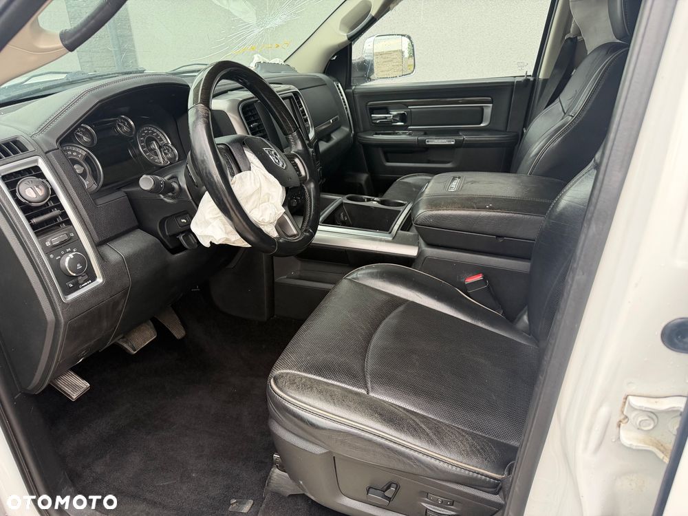 Dodge RAM 5.7 4x4 - 15