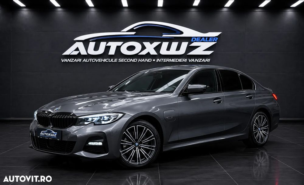 BMW Seria 3 330e iPerformance M Sport - 4