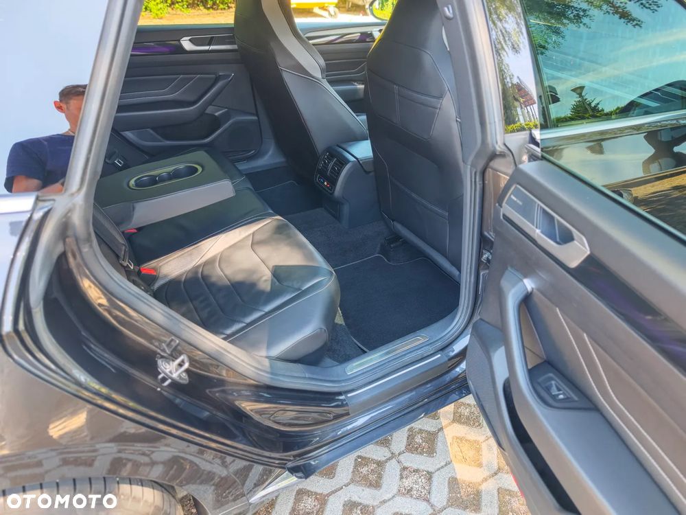 Volkswagen Arteon 2.0 TDI 4Motion R-Line DSG - 23