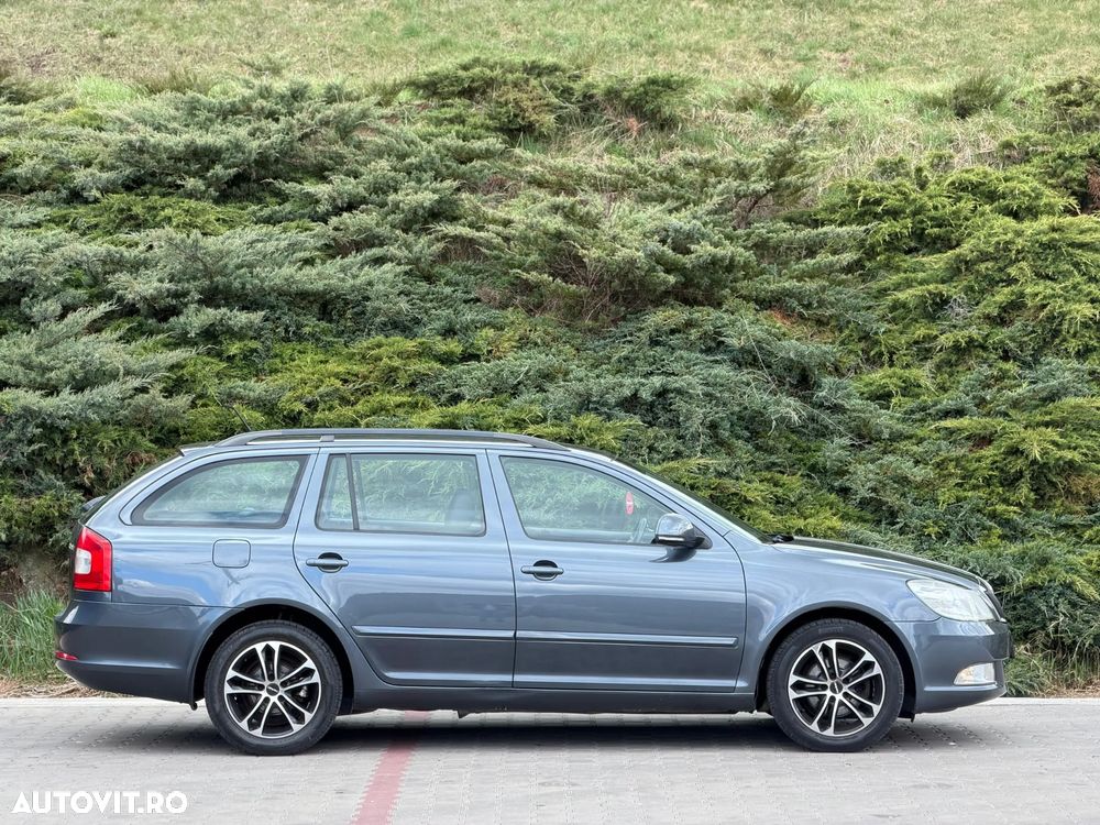 Skoda Octavia 1.6 TDI DPF Ambiente - 9