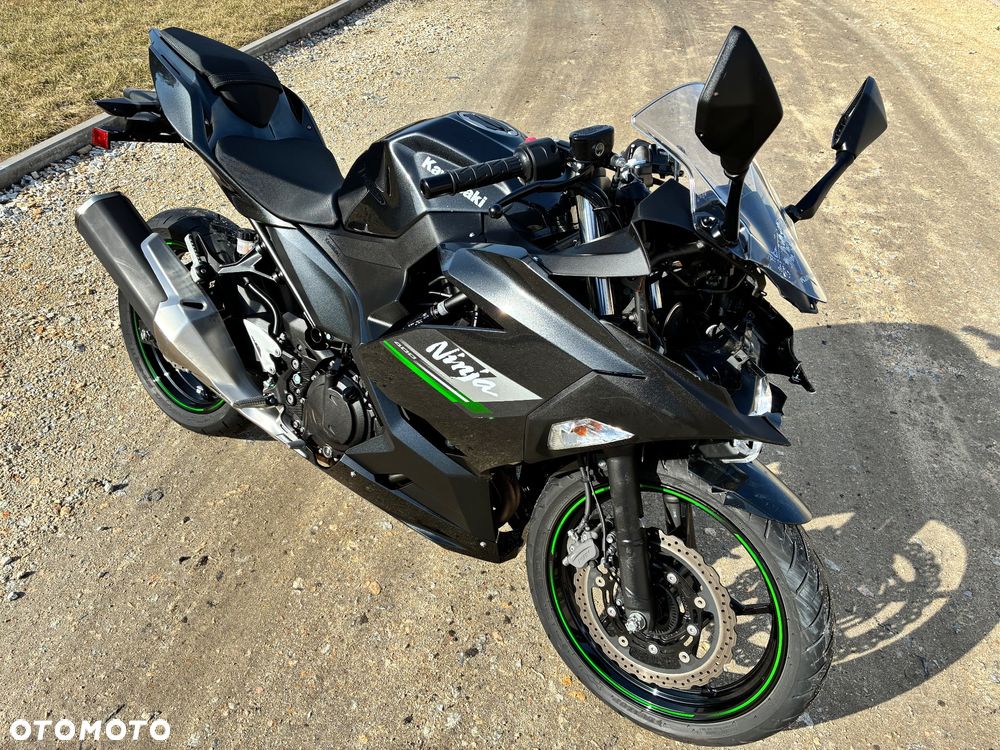 Kawasaki Ninja 400 - 2
