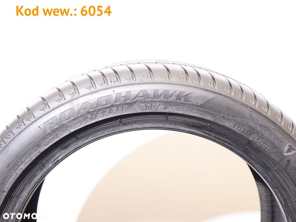 Firestone Roadhawk - 225/45 R17 - 5