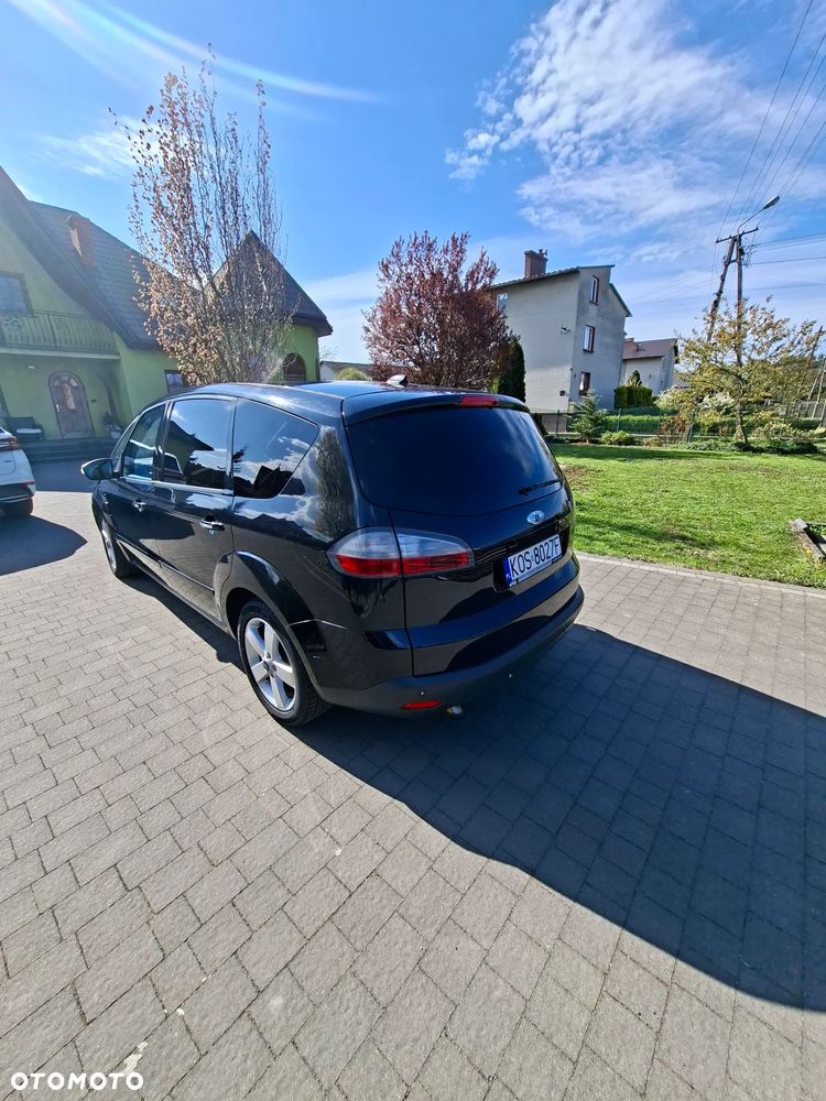 Ford S-Max - 9