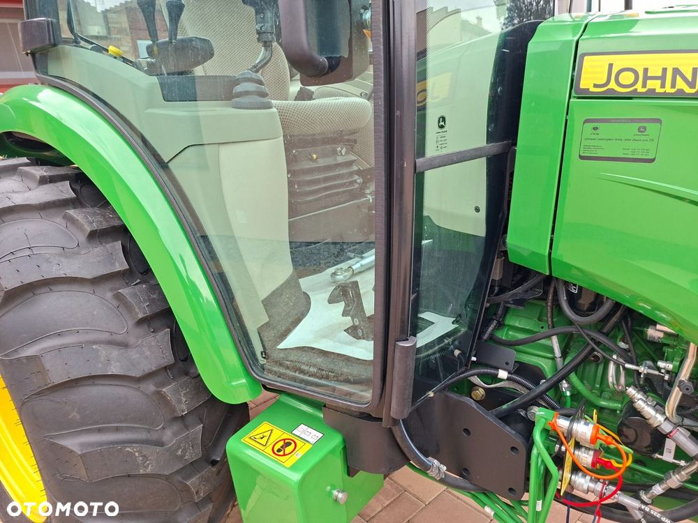 John Deere 4049R 4X4 - 38