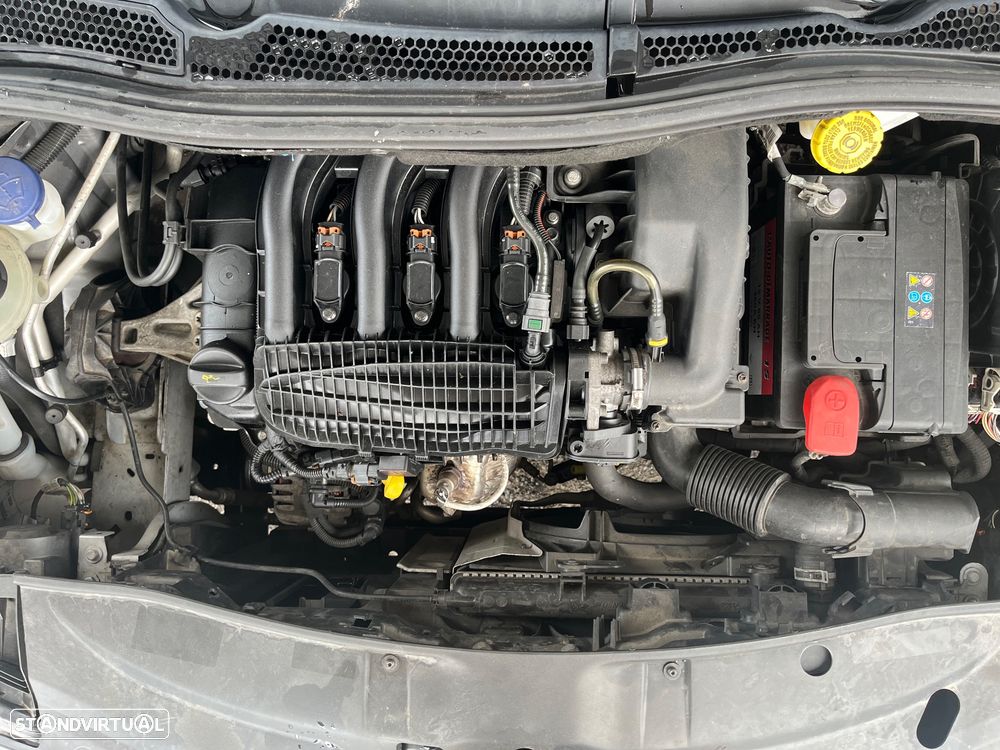 Peugeot 2008 PureTech 82 Allure - 18