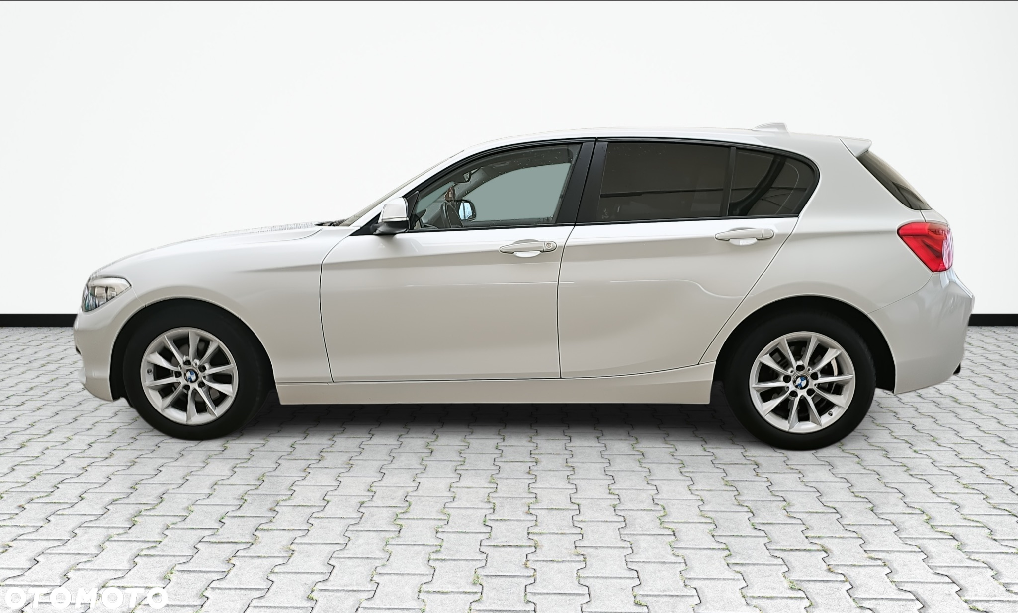 BMW Seria 1 118i - 7